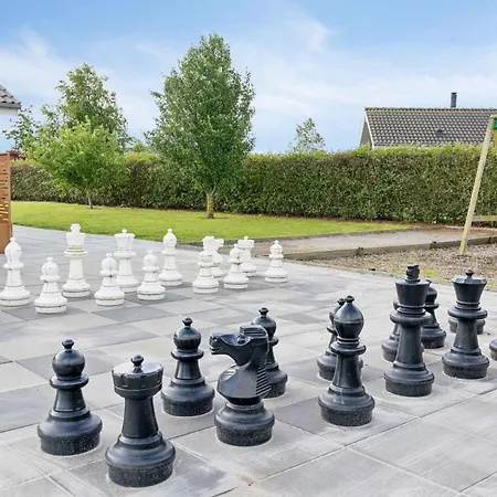 Prázdninový dům Activity House - Flovt Strand, *