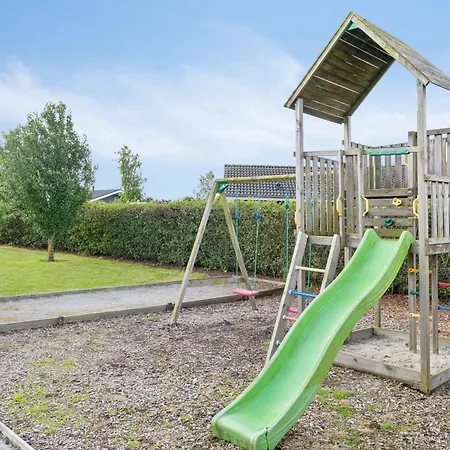 度假居 Activity House - Flovt 哈泽斯莱乌