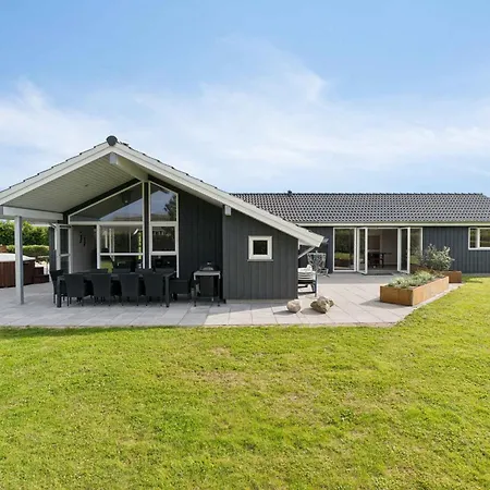 Activity House - Flovt Strand, Haderslev